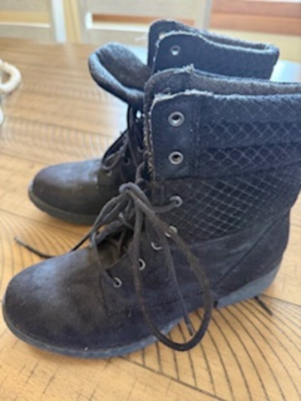 Women's BOC brand booties, black suede size 7.5